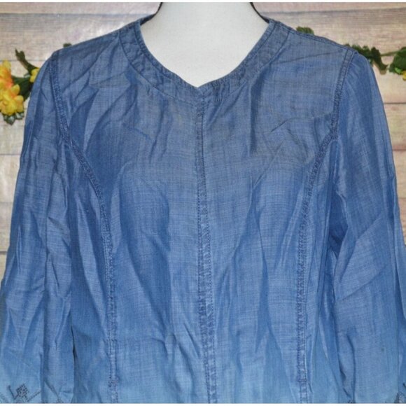 Chico's 1 Blue Ombre Open Front Chambray Shacket Jacket Size M 8 Pockets - Picture 4 of 13